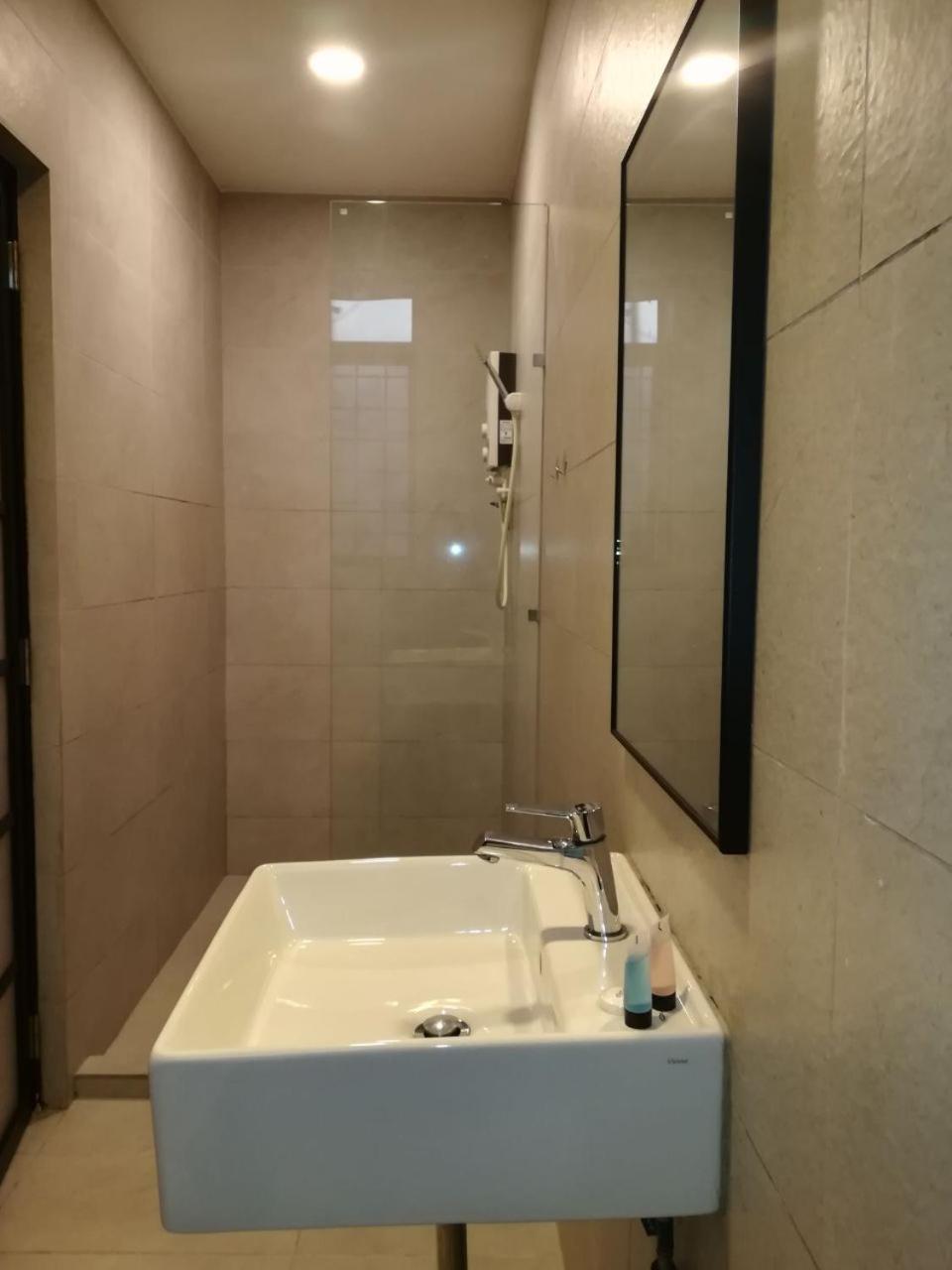 קוטה קינבלו The Daily Hotel מראה חיצוני תמונה