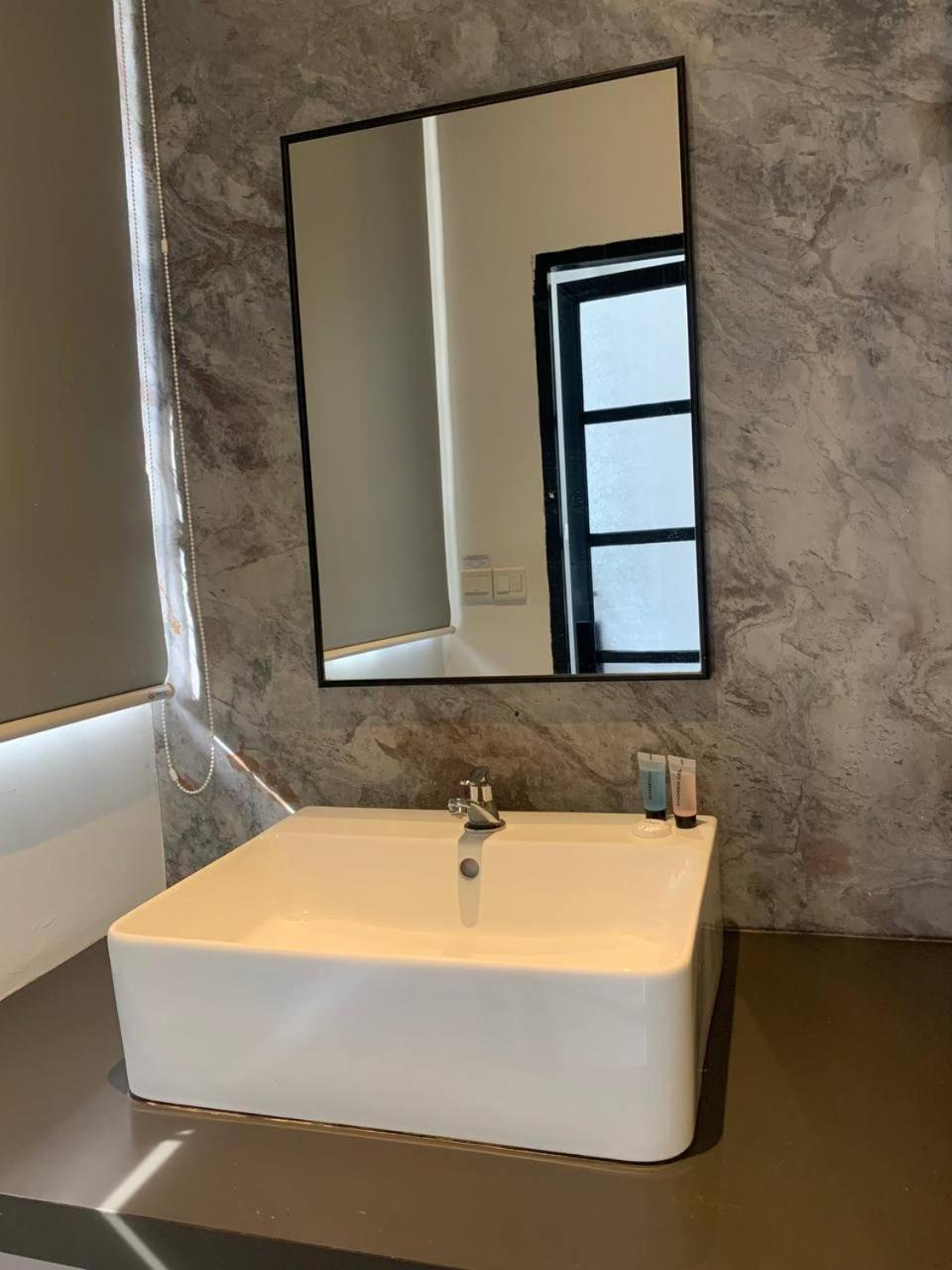 קוטה קינבלו The Daily Hotel מראה חיצוני תמונה