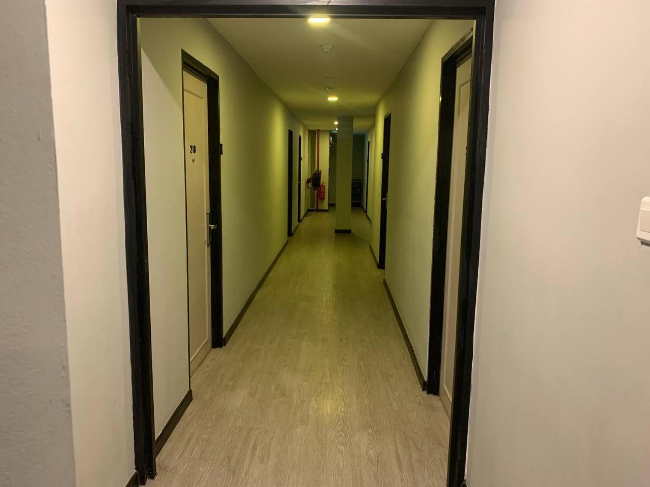 קוטה קינבלו The Daily Hotel מראה חיצוני תמונה